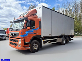 بصندوق مغلق شاحنة VOLVO FM11