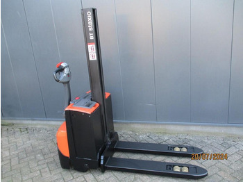 معدات تكديس BT