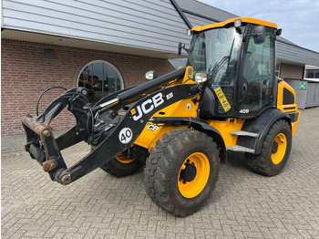 اللودر بعجل JCB 409