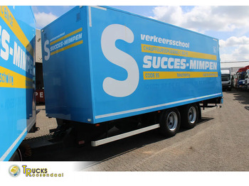 بصندوق مغلق مقطورة PACTON