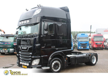 شاحنة جرار DAF XF 530