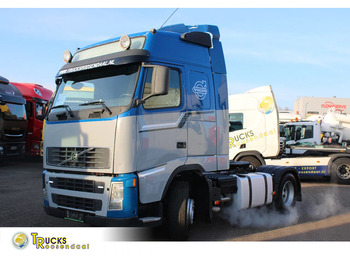 شاحنة جرار VOLVO FH12