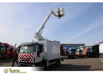 شاحنة IVECO EuroCargo 120E