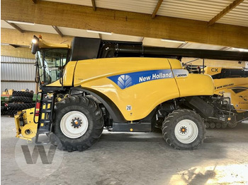 حصادة شاملة NEW HOLLAND CR9090