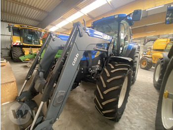 جرار NEW HOLLAND T6020