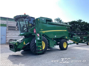 حصادة شاملة JOHN DEERE T550