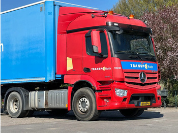 شاحنة جرار MERCEDES-BENZ Actros 1940