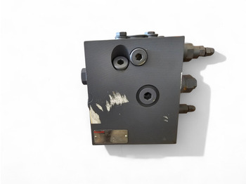 صمام هيدروليكي CASE