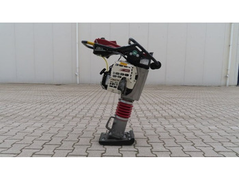 ماكينات الدك DYNAPAC