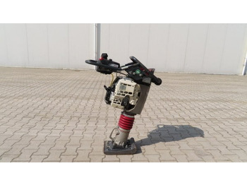 ماكينات الدك DYNAPAC