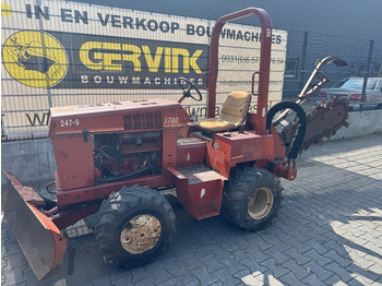 Ditch Witch 3700 DD  إيجار Ditch Witch 3700 DD: صور 2