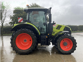 جرار CLAAS ARION 530: صور 4