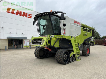 حصادة شاملة CLAAS Lexion 760