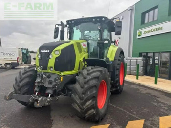 جرار CLAAS Axion 810