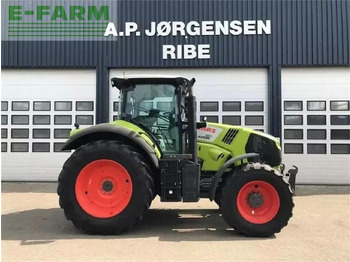 جرار CLAAS Axion 810