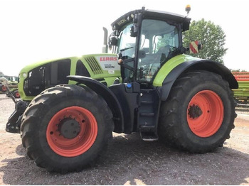 جرار CLAAS Axion 950