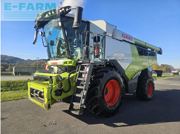 حصادة شاملة CLAAS Lexion 750