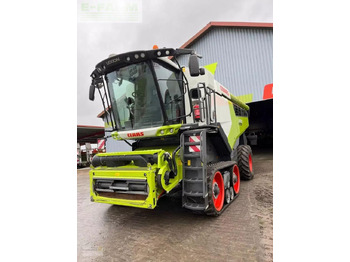 حصادة شاملة CLAAS Lexion 8700