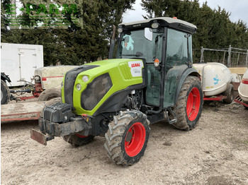 جرار CLAAS Nexos