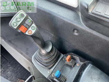 رافعة تلسكوبية CLAAS scorpion 7050: صور 4