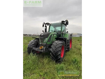 جرار FENDT 724 Vario