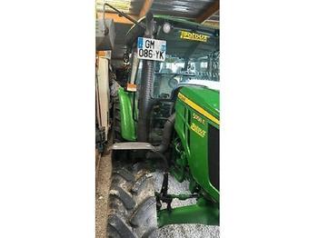 جرار John Deere 5058e: صور 4