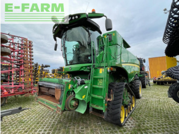 حصادة شاملة JOHN DEERE S690