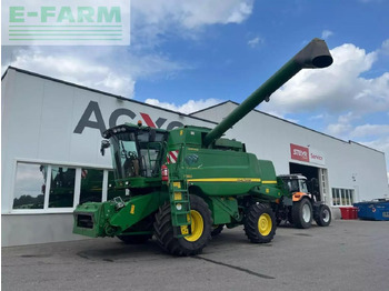 حصادة شاملة JOHN DEERE T560