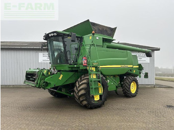 حصادة شاملة JOHN DEERE T660