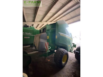 مكبس البالات المستطيله JOHN DEERE