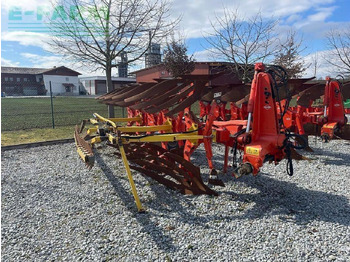 محراث KUHN