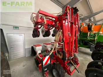 وضع البذور فى خطوط KVERNELAND