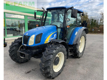 جرار NEW HOLLAND T5000