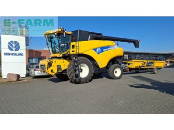 حصادة شاملة NEW HOLLAND CR9070