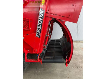 المعدات لتربية الماشية Peecon biga 15-200 twin scoop: صور 4