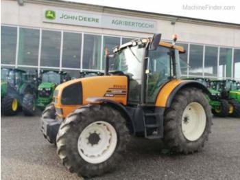 جرار Renault ARES 630 RZ: صور 1