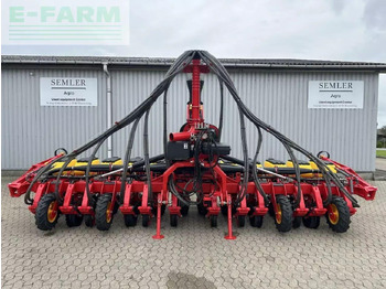 وضع البذور فى خطوط VÄDERSTAD