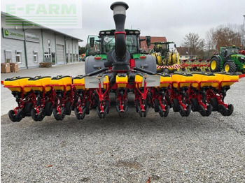 وضع البذور فى خطوط VÄDERSTAD