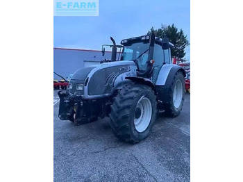 جرار VALTRA T172