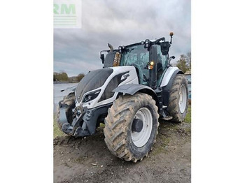 جرار VALTRA T214