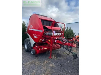 مكبس البالات المستطيله WELGER