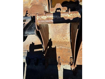 بكت ARDEN EQUIPMENT