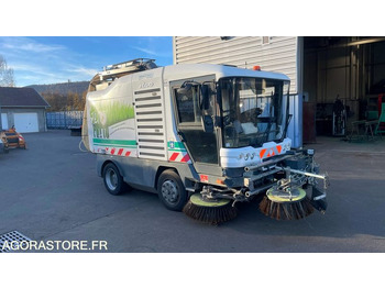 سياره كنس شوارع RAVO