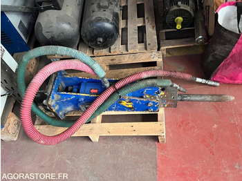 معدات البناء