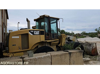 لودر CATERPILLAR 928