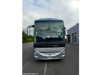 حافلة مدرسية IVECO