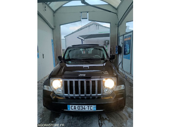 سيارة JEEP