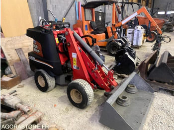 PORTEUR MULTI OUTILS DITCH WITCH ZAHN R300 إيجار PORTEUR MULTI OUTILS DITCH WITCH ZAHN R300: صور 2