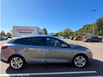 سيارة RENAULT MEGANE ESTATE XV DE FRANCE DCI 110: صور 5