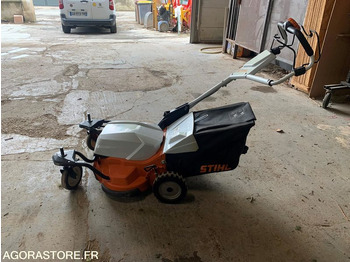 جزازة المروج STIHL